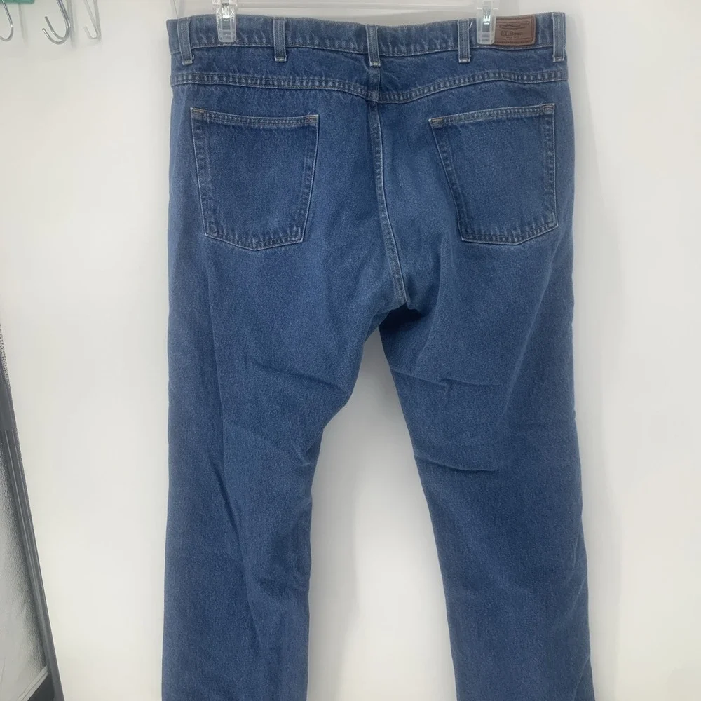 LL Bean Mens Relaxed Fit Jeans 40x34 Blue Medium Wash 100% Cotton Straight Leg